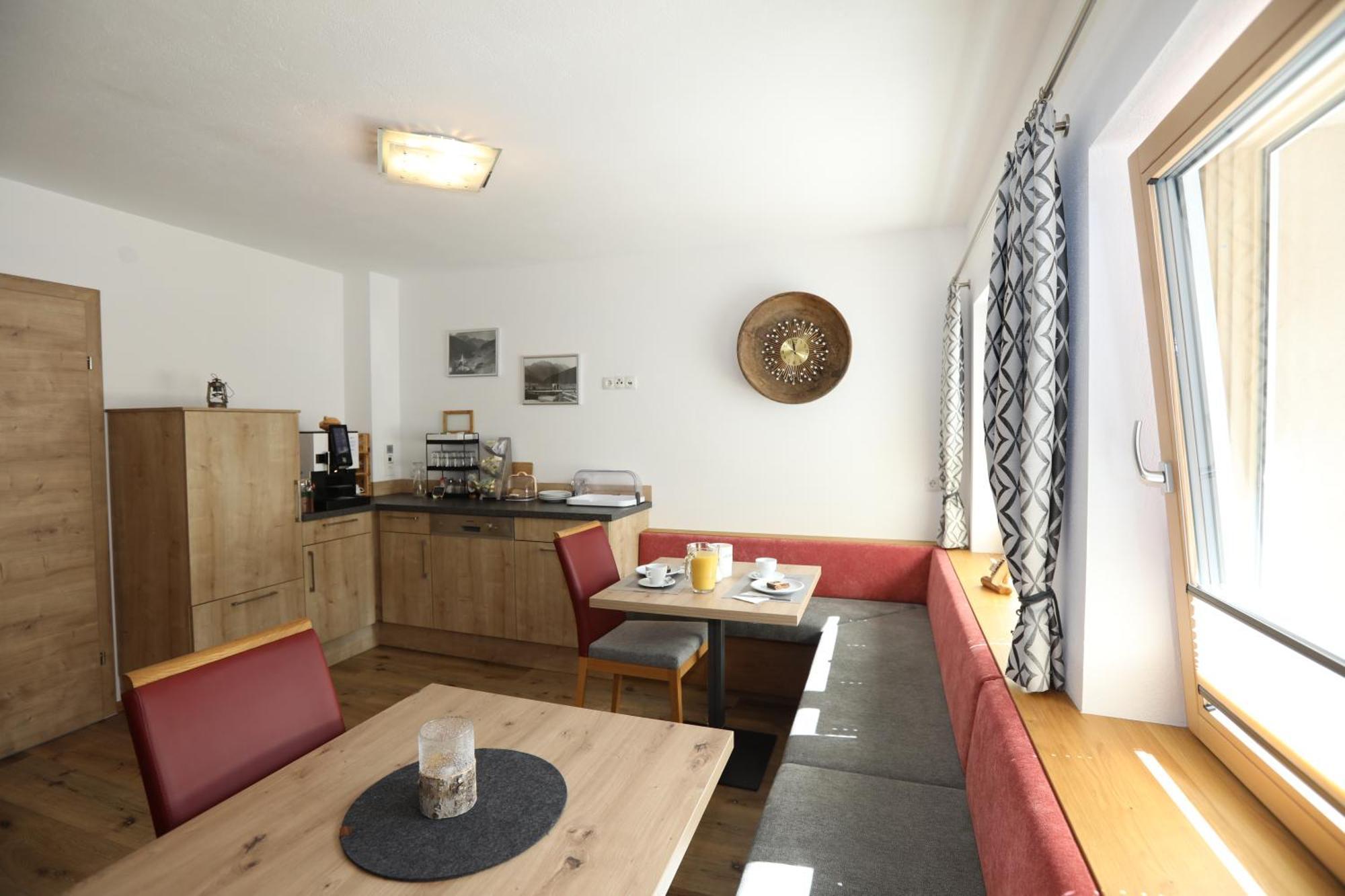 겔로스 Haus Maria B&B 외부 사진
